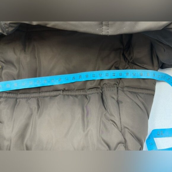 🆕 VERSACE JEANS 🧿 Black Down Filled Jacket, Fur & Scarf Print, Sz US 8 - Picture 15 of 16